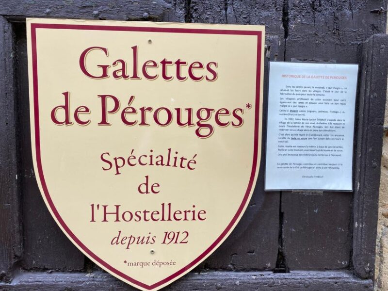 Lyon & Perouges: Walking Tasty Tour With a Local (Train) - Dombes Region and Pérouges