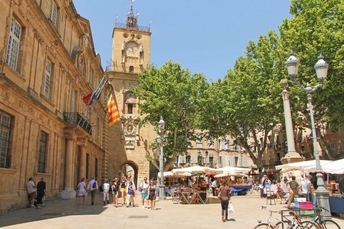 Lyon Private Guided Tour With a Professional Tour Guide - Operating Hours