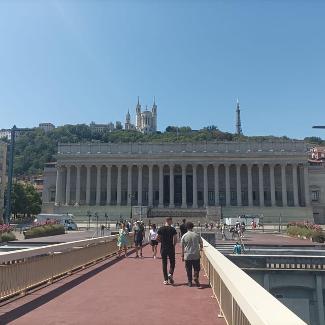 Lyon: Private Guided Tour With an Official Tour Guide! - History and Lifestyle
