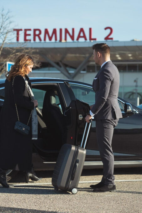 Lyon: Private Transfer From Lyon Saint-Exupery Airport - Customizable Options