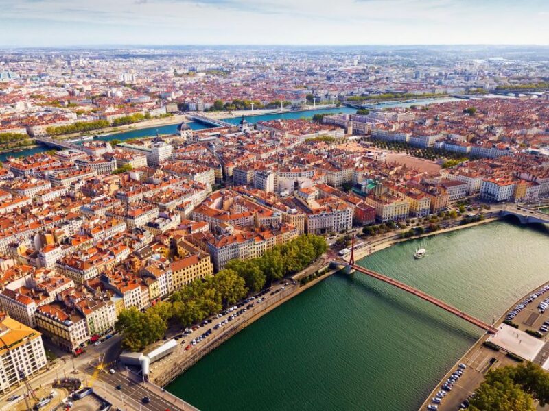 Lyon: Private Walking Tour of UNESCO Old Districts - Itinerary Highlights