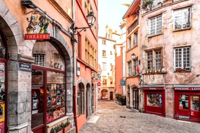 Lyon: Private Walking Tour of UNESCO Old Districts - Frequently Asked Questions