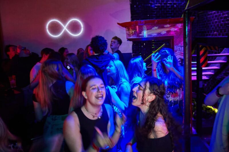 Lyon: Riviera Bar Crawl Party With Free Shots and Vip Entry - Inclusions and Exclusions of the Tour