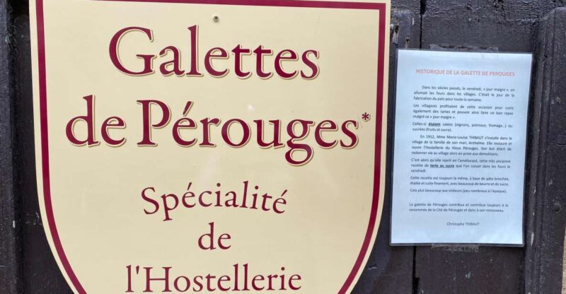 Lyon: Self-Guided Hike to Pérouges (Train & Picnic) - Included in Tour