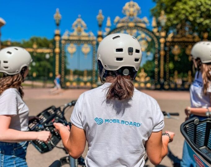 Lyon: Tête D'or Park Bike Tour - Professional Tour Guide