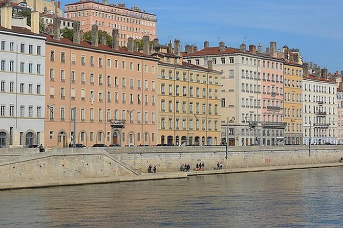 Lyon Through the Ages: History, Cinema, and Cafés - Public Transportation and Location