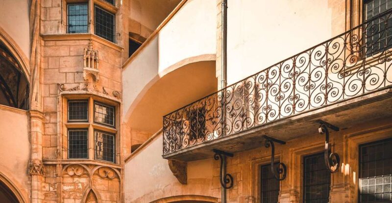 Lyon: Traboules Private Tour of the Secret Passages - Highlights