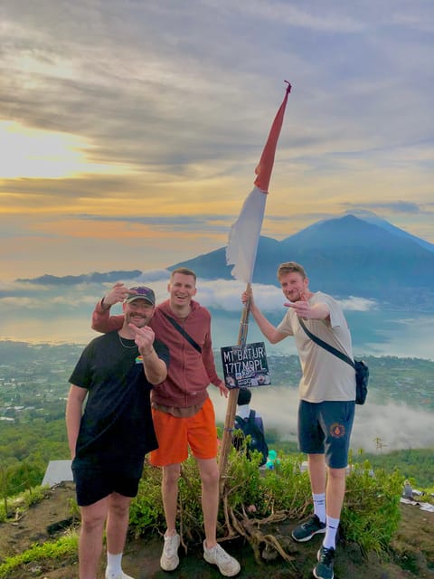 M.T Batur Volcano With Transfer Hot Spring and Coffe Tester - Professional Local Guide