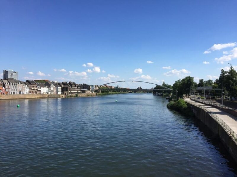 Maastricht Center: Walking Tour With Audio Guide on App - Key Points