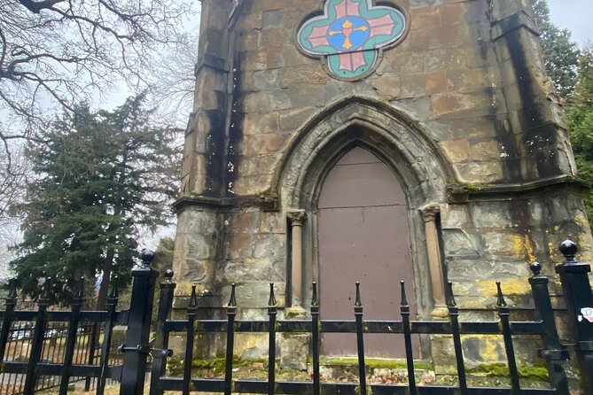 Macabre Ghost History of Portland, Oregon Walking Tour - Lack of Ghost Stories