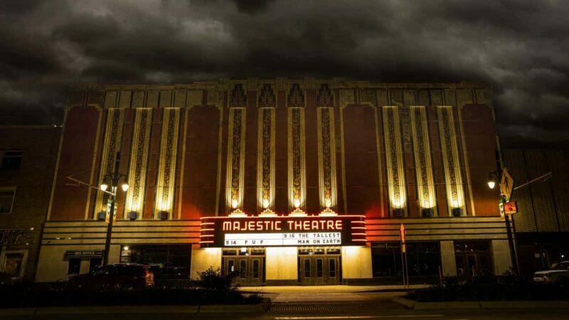 Macabre, Murder, & Mayhem in Motor City: Detroit Ghost Tour - Atmosphere and Experience
