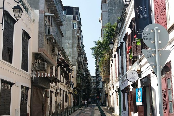Macau: 7 Hours Private Limo Tour - Customized Travel - Additional Stops and Customization