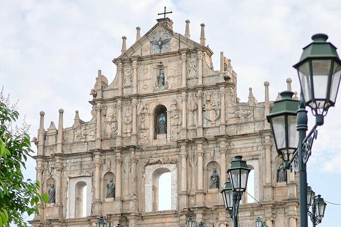 Macau Highlights & Culture Day Trip from Hong Kong with Pickup - Key Points