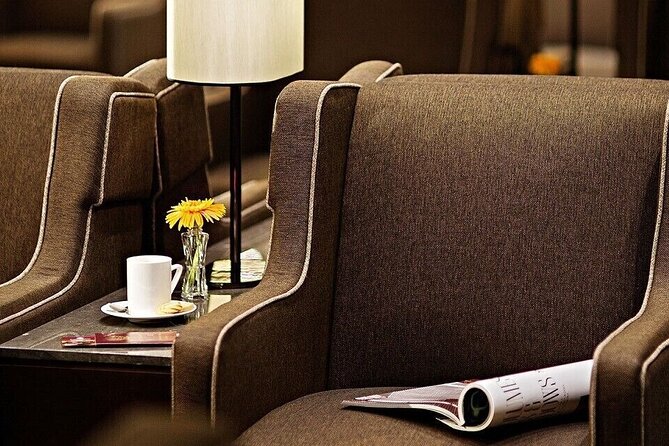 Macau International Airport Plaza Premium Lounge - Lounge Overview