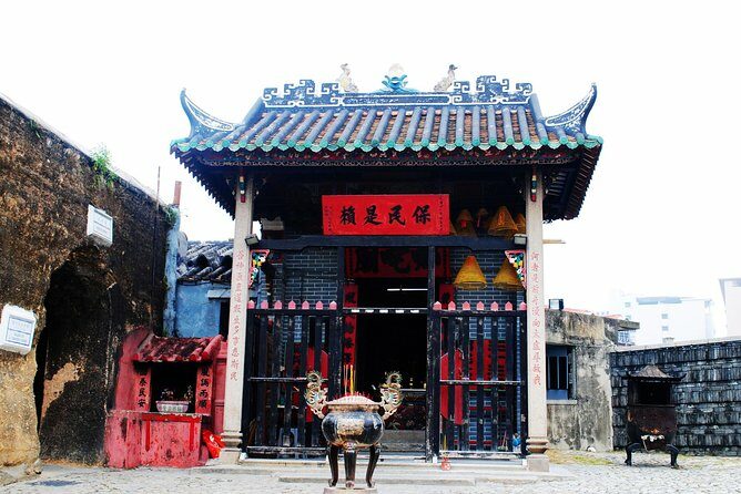 Macau Sightseeing Day Tour with One-Way Ferry from Hong Kong - The Value of This Tour
