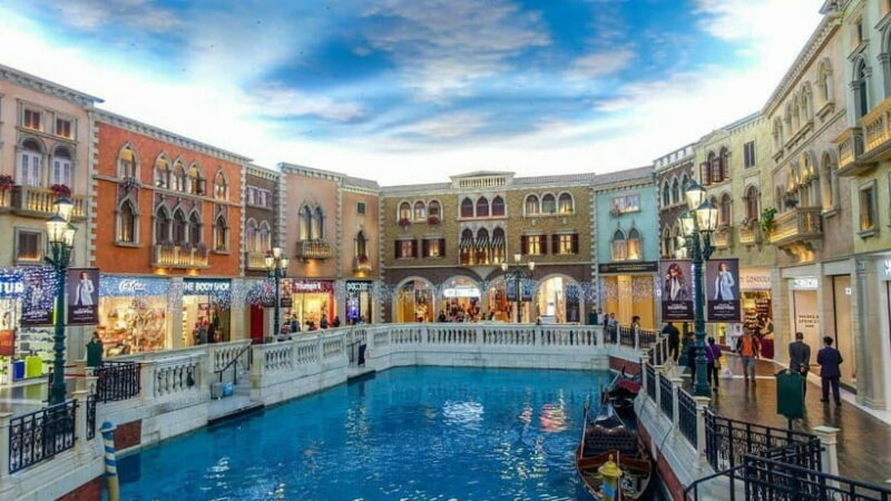 Macau: Venetian-Style Gondola Ride - What to Expect During Your Ride