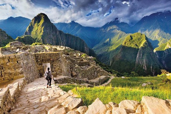 Machu Picchu By Car (2 Days) - Itinerary