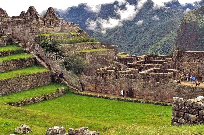 Machu Picchu - By Car (2 Days) - Exploring Machu Picchu