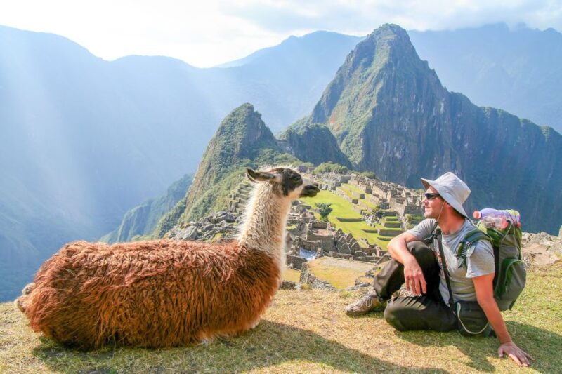 Machu Picchu: Circuit 2 Entry Ticket - Visiting Machu Picchu