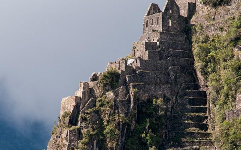 Machu Picchu - Colored Mountain - 2 Days and 1 Night - Key Points