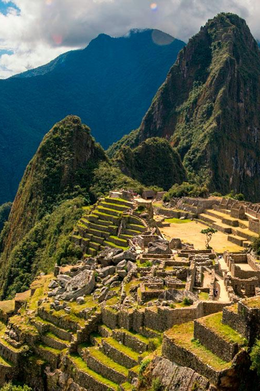 Machu Picchu Full Day - Languages and Availability
