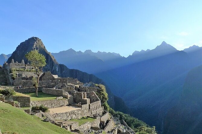 Machu Picchu & Galapagos Islands Tour- 10 Days - Galapagos Islands: Land-Based Exploration