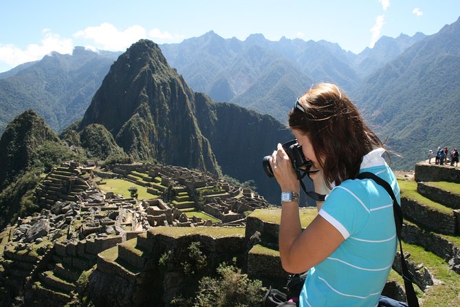 Machu Picchu Private Guided Tour From Aguas Calientes - Tour Location and Duration