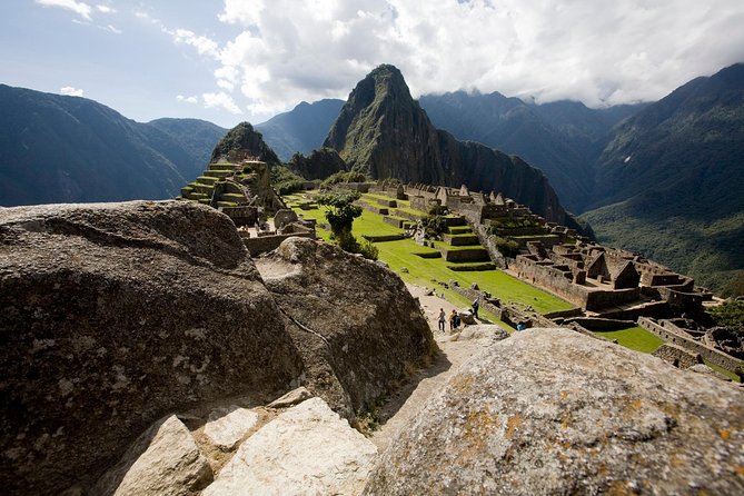 Machu Picchu Private Tour Guided and Observatory Train From Cusco - Why Choose This Tour
