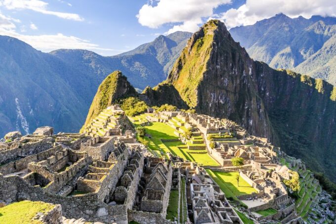 Machu Picchu: Ruins & Machu Picchu Mountain Official Tickets - Limited Daily Entries