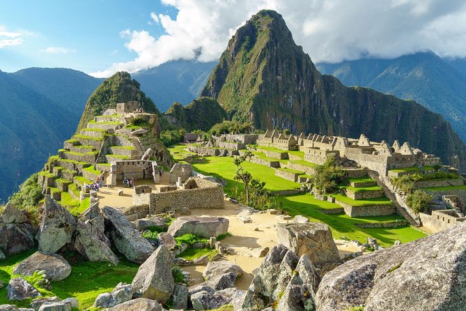 Machu Picchu & Sacred Valley (2 Days) - Guided Tour of Machu Picchu