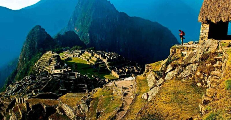 Machu Picchu Sacred Valley Tour 2 Days - Key Points