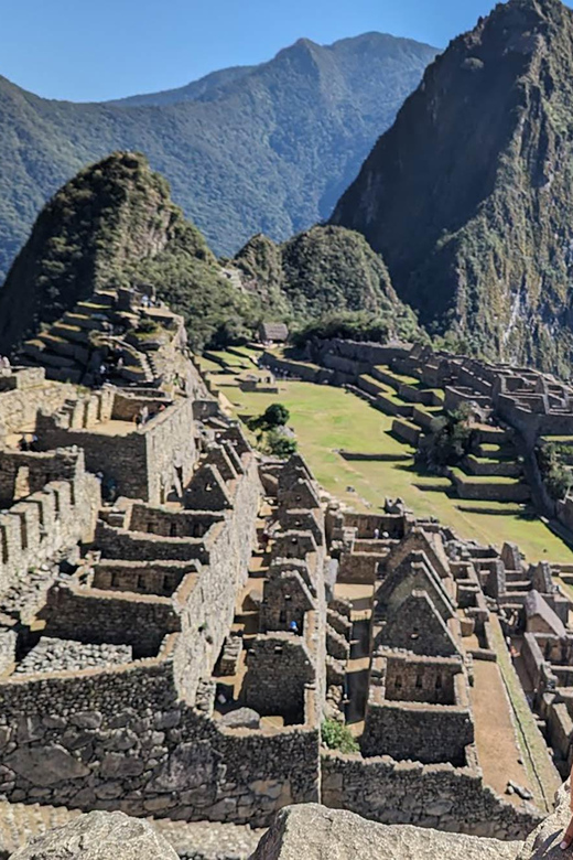 Machu Picchu Tour 1 Day| Voyager and Expedition Train| Cusco - Machu Picchu Exploration