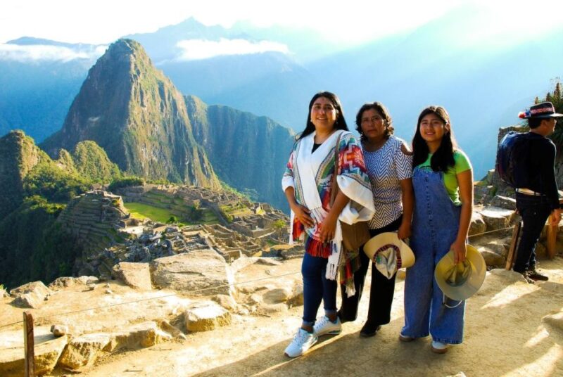 Machu Picchu Tour 2D 1N + Train, Hotel Breakfast, Ticket and Guide - Itinerary Details