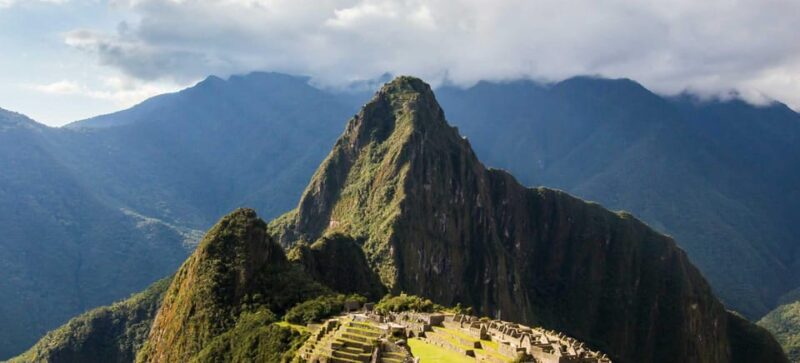 Machu Picchu Tour 2D 1N + Train, Hotel Breakfast, Ticket, and Guide - Key Points