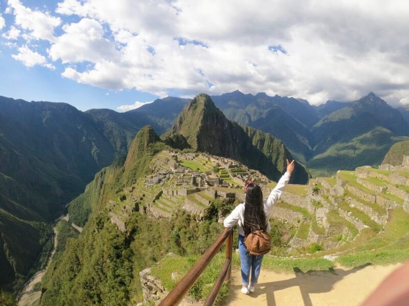 Machu Picchu Tour Without Tickets - Train Ride Experience