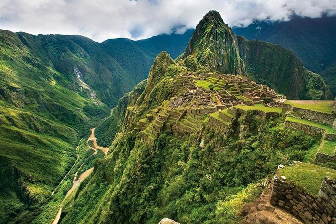 Machupicchu And Huayna Picchu Full Day Privat Guided Service - Health and Accessibility