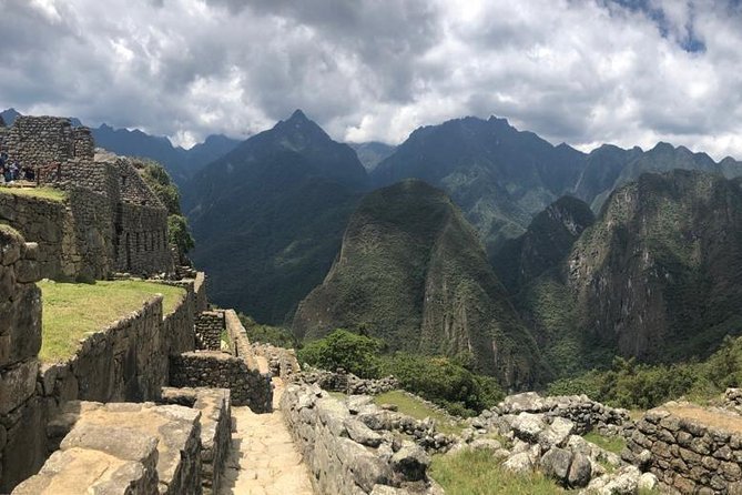 Machupicchu Full Day - Health and Accessibility