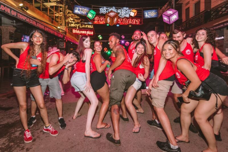 Mad Monkey Siem Reap Pub Crawl - Discounts and Freebies