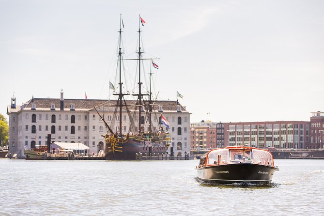 Madame Tussauds Amsterdam & 1-Hour Canal Cruise - Immersive Wax Figure Encounters