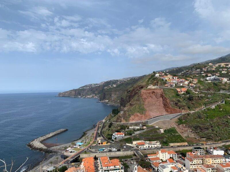 Madeira: 4 Hours Classic Jeep Tour in Central Madeira - Camara De Lobos Visit