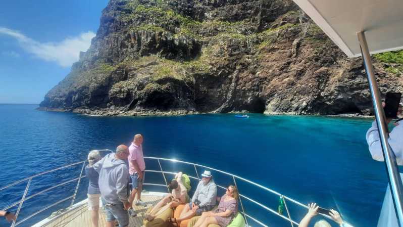 Madeira: Boat Trip With Lunch, Drinks, and Hotel Transfer - Itinerary and Activities