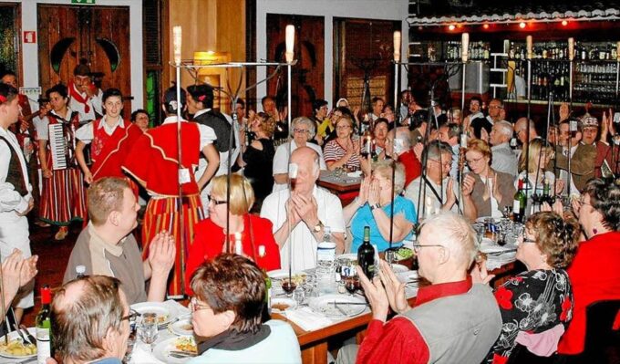 Madeira by Night With Traditional Dinner - Flexible Cancellation Policy