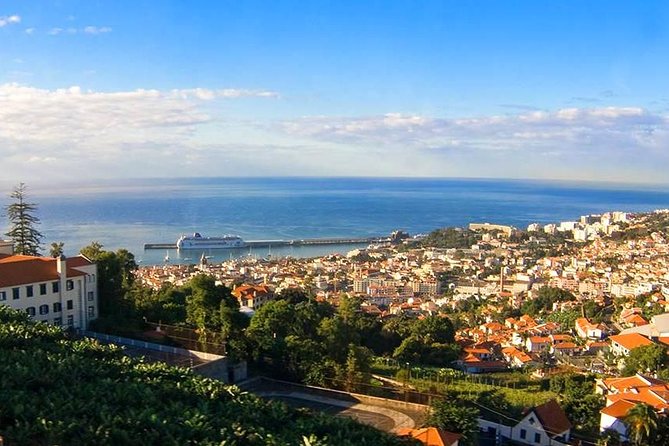 Madeira East Tour From Funchal - Ascend to Pico De Arieiro