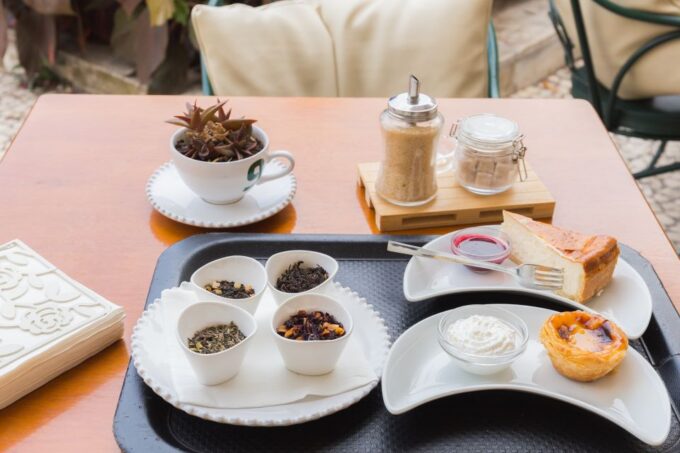 Madeira: Guided Foodie Walking Tour With Tastings and Wine - Cancellation Policy