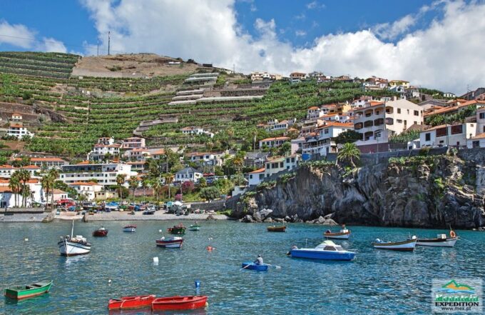 Madeira: Half-Day Nuns Valley and Sea Cliff Tour - Off-Road Adventure on Rugged Trails
