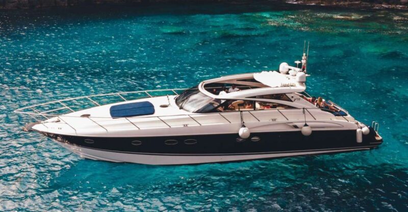 Madeira : Half Day or Full Day Luxury Private Charter - Refreshments and Amenities Included