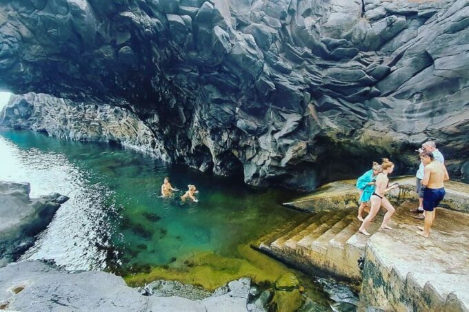 Madeira: Jeep 4x4 Safari Tour With Porto Moniz Natural Pools - Frequently Asked Questions