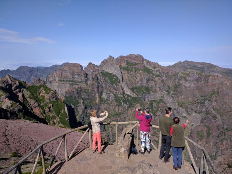 Madeira: Jeep Tour Pico Areeiro, Santa Cruz and Cristo Rei - Key Points