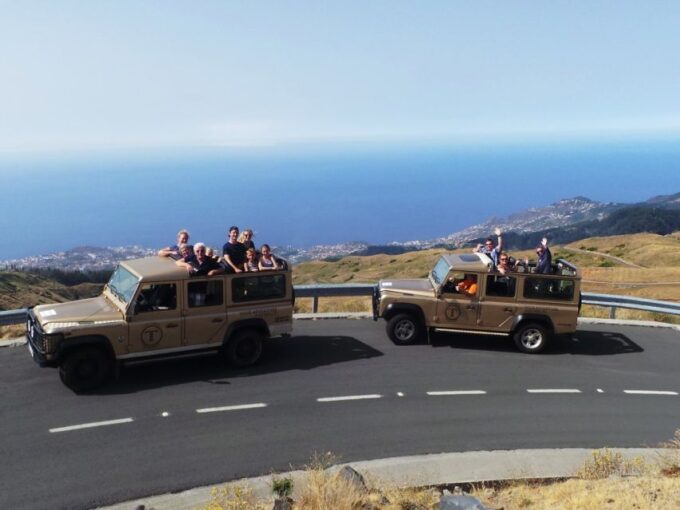 Madeira: Jeep Tour Pico Areeiro, Santa Cruz and Cristo Rei - Ascent to Pico Do Arieiro