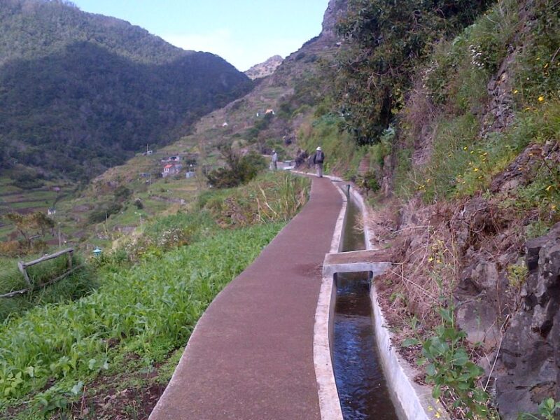 Madeira: Maroços Landscapes 2.5-Hour Guided Walk - Preparation and Recommendations